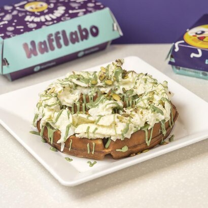 وافل تارت مع قشطة وبستاشيو