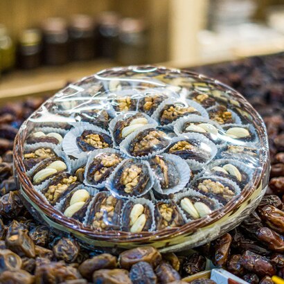 صحن تمر مجدول محشي مكسرات 500 غ