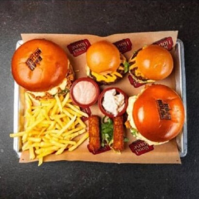 كواترو سلايدر