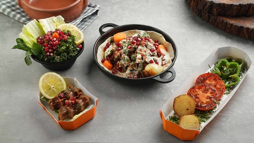 وجبة منتوني لحمة لبن وطحينة