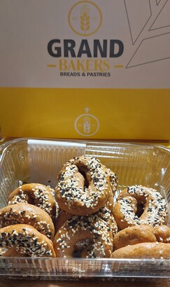  كعك بعجوة وقرفة