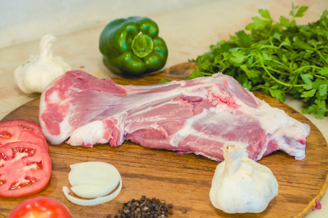 باط بعضمه غنم