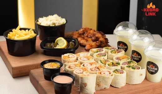 بوكس ثلاث اشخاص